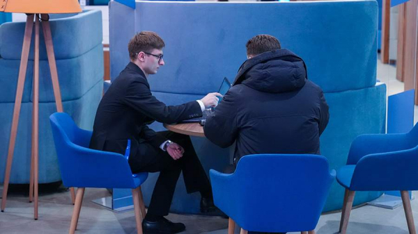 
                    Средняя полная стоимость кредита для потребителей выросла до 37%

        